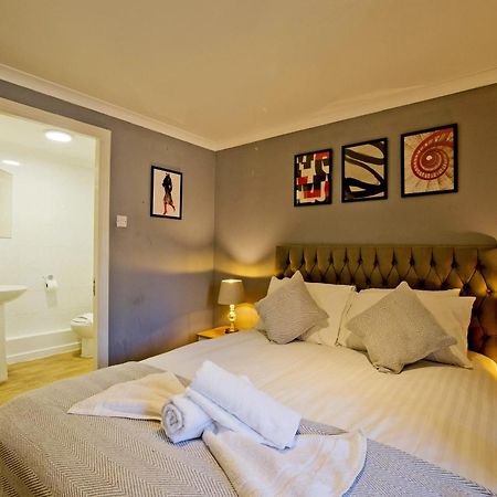 Imperial Meridian Place Apartment London Bagian luar foto