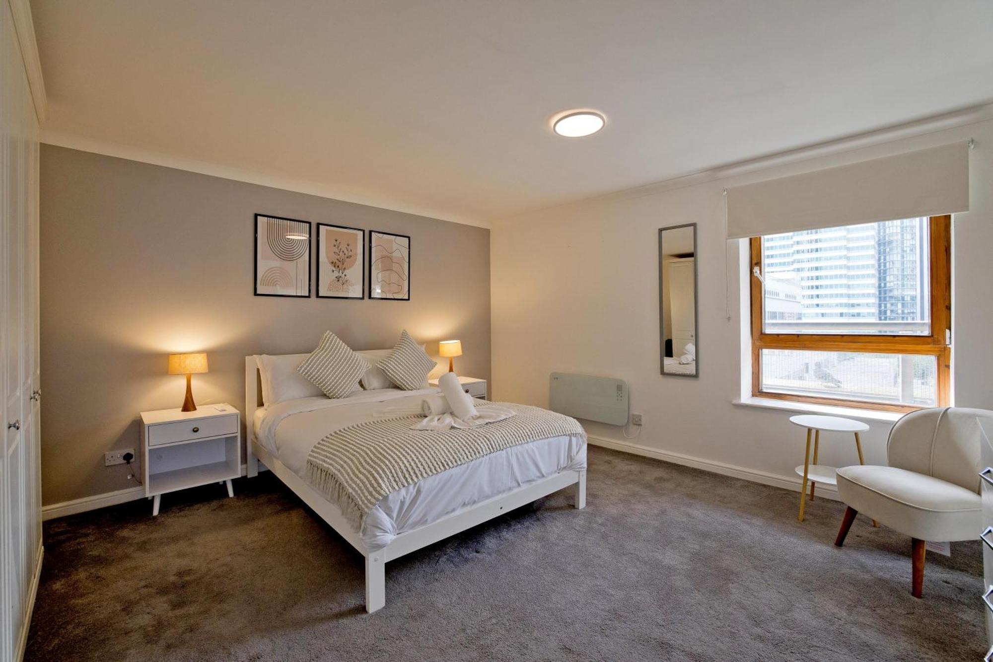 Imperial Meridian Place Apartment London Bagian luar foto