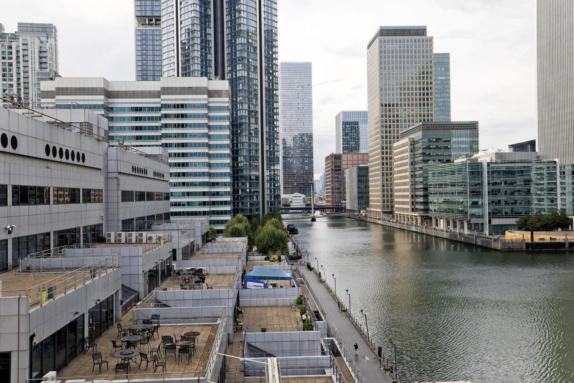 Imperial Meridian Place Apartment London Bagian luar foto