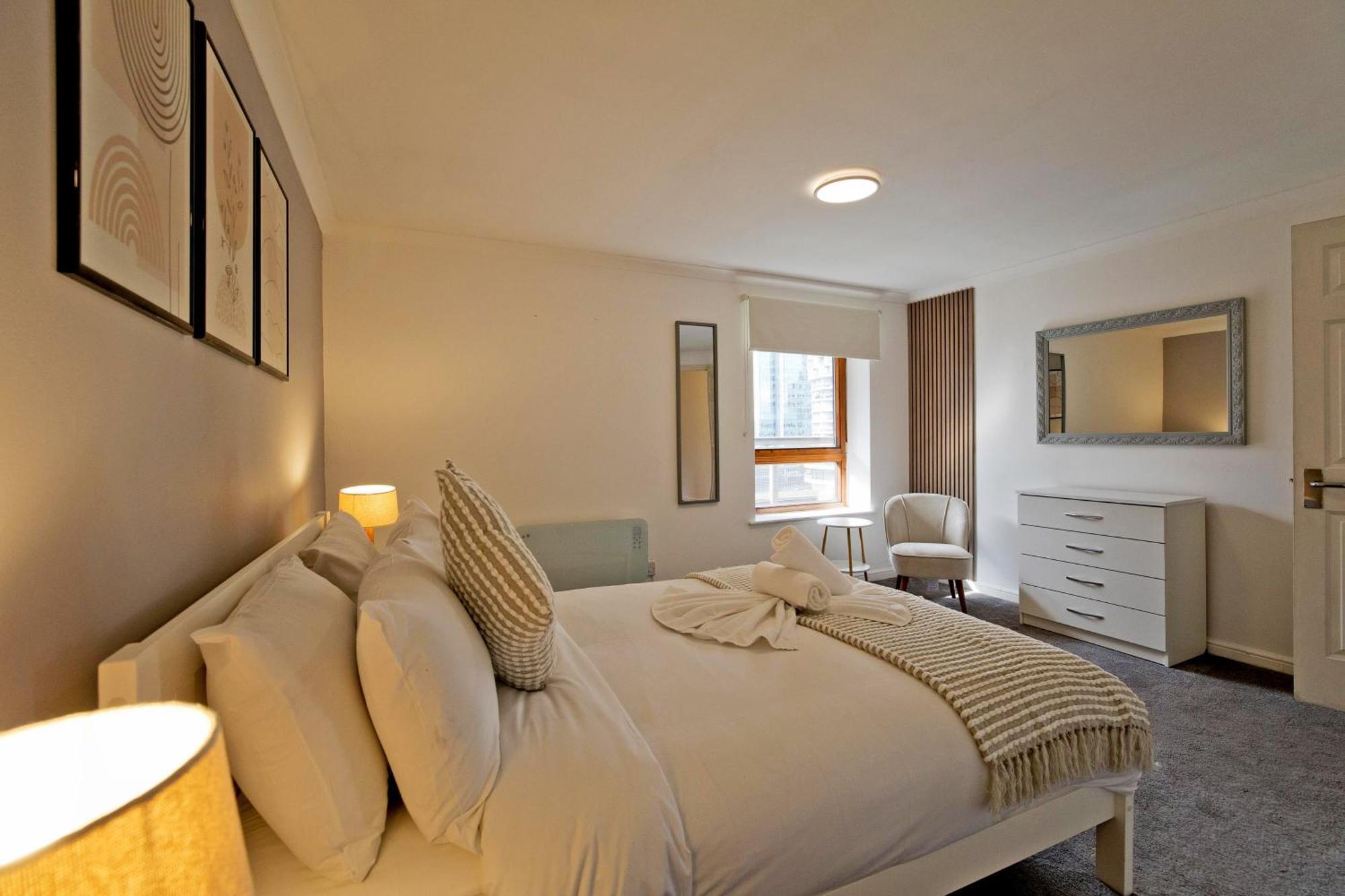 Imperial Meridian Place Apartment London Bagian luar foto