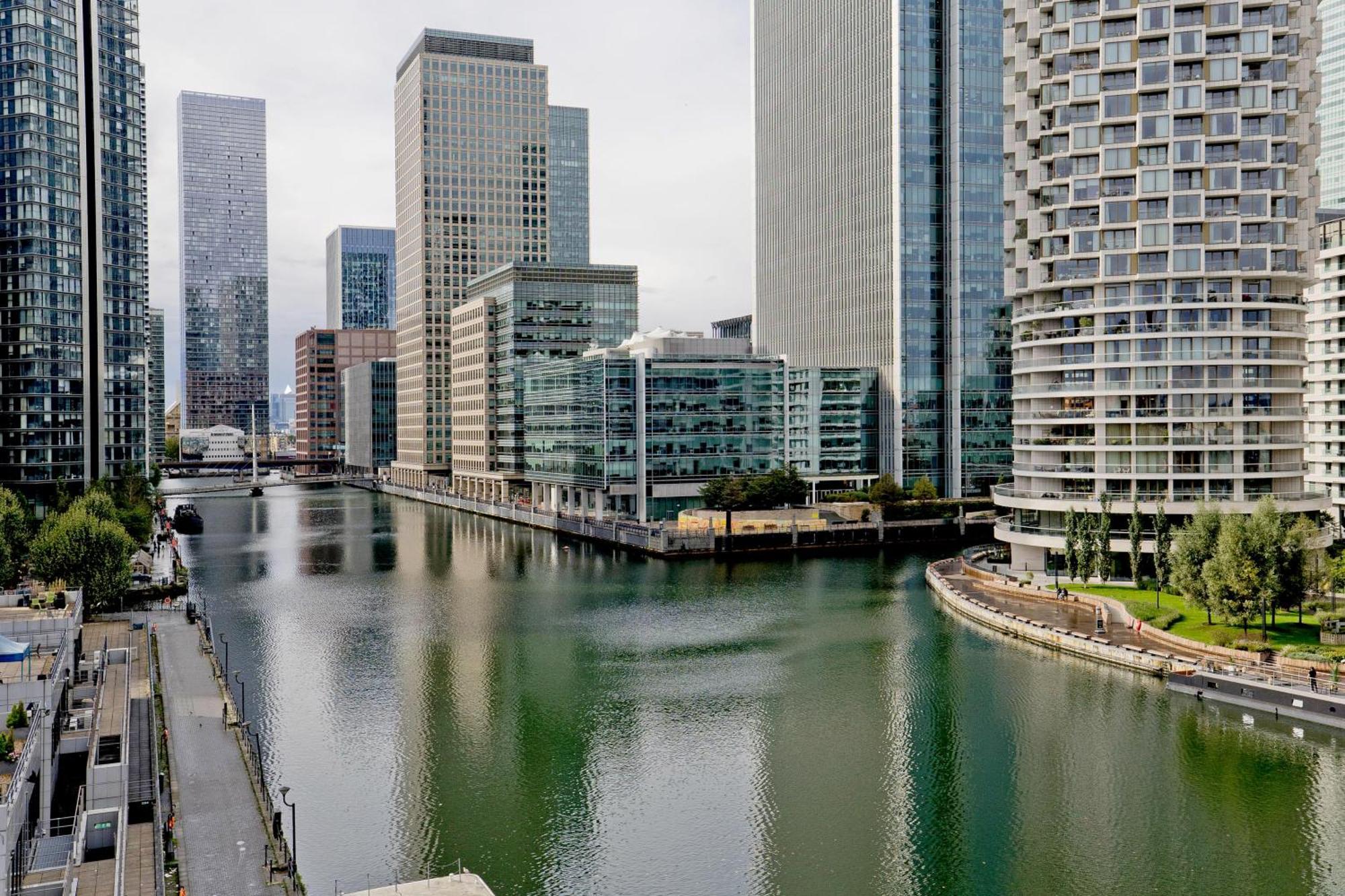 Imperial Meridian Place Apartment London Bagian luar foto