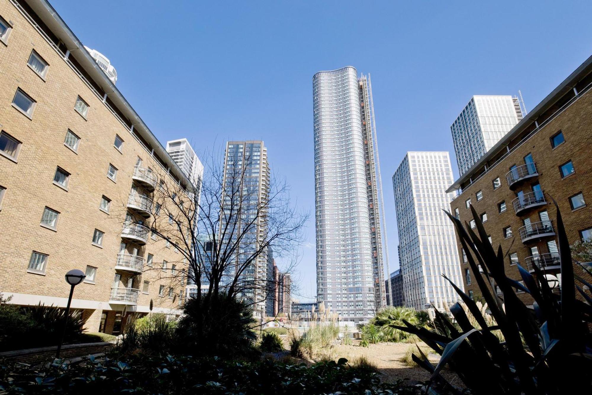 Imperial Meridian Place Apartment London Bagian luar foto