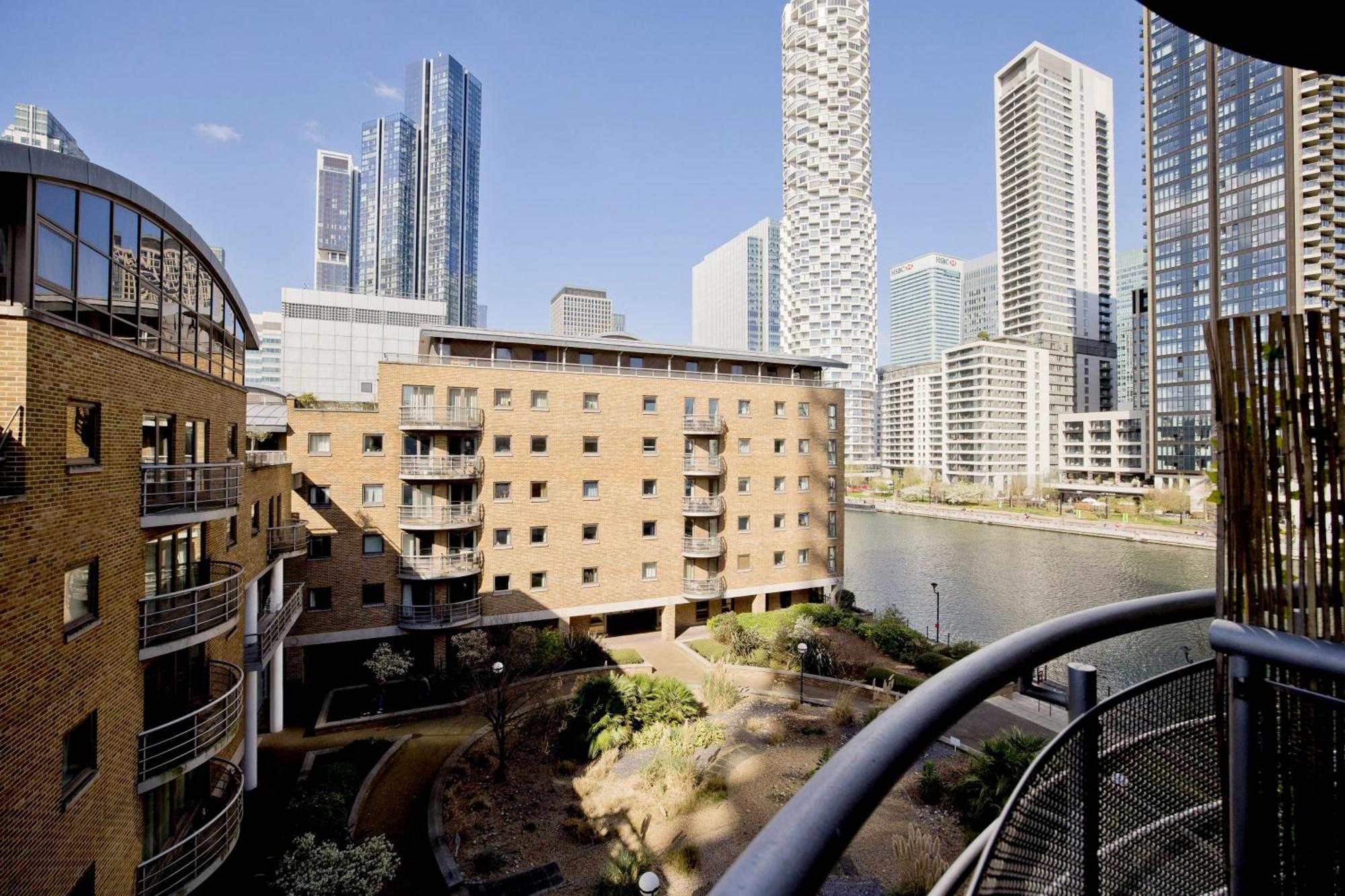 Imperial Meridian Place Apartment London Bagian luar foto